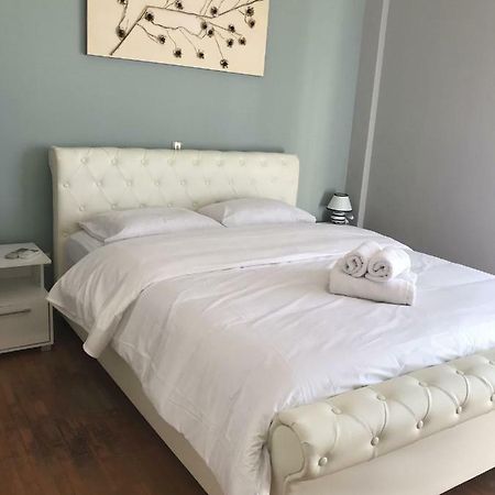 Perfect Sea View Apartment In Voula Афины Экстерьер фото
