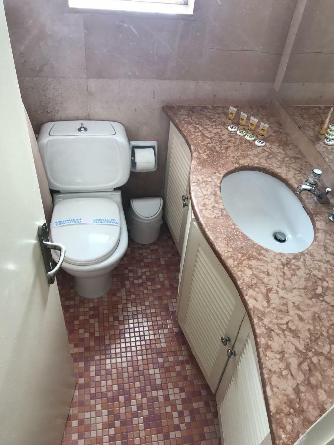 Perfect Sea View Apartment In Voula Афины Экстерьер фото